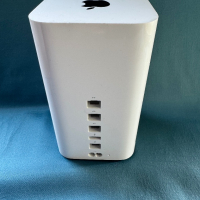 Рутер Apple AirPort Extreme A1521 EMC 2703 (6th Gen) Wireless Router , снимка 4 - Рутери - 44710218