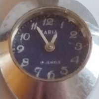 Стар часовник ръчен дамски с верижка ЗАРЯ 17 камъка за колекция - 26521, снимка 2 - Антикварни и старинни предмети - 36177299