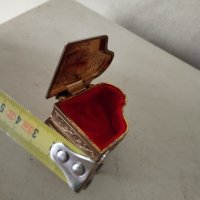 метална кутийка за бижута, снимка 4 - Антикварни и старинни предмети - 41849795