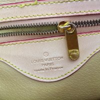 Оригинална чанта Louis Vuitton, снимка 7 - Чанти - 34097641