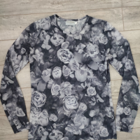 Блузка цветя, снимка 1 - Блузи с дълъг ръкав и пуловери - 36346659