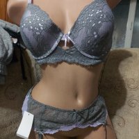 Комплект Hunkemoller /л хл, снимка 2 - Корсети, бюстиета, топове - 35815616