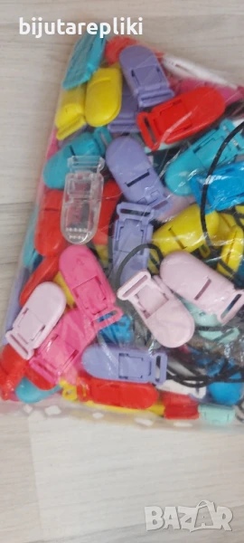 Пластмасови клипсове, снимка 1