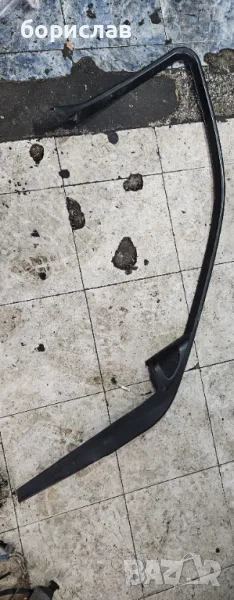 Предна лява лайсна около вратата за БМВ е46 , снимка 1