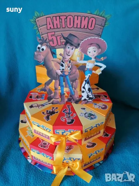 Картонена торта Играта на играчките, снимка 1