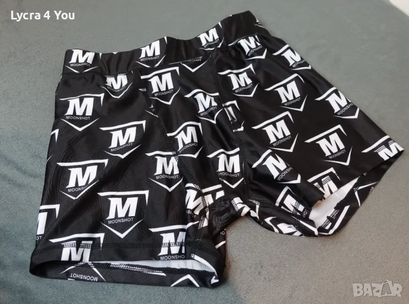 Moonshot M/L мъжки лъскави боксерки в черно с бяла щампа, снимка 1