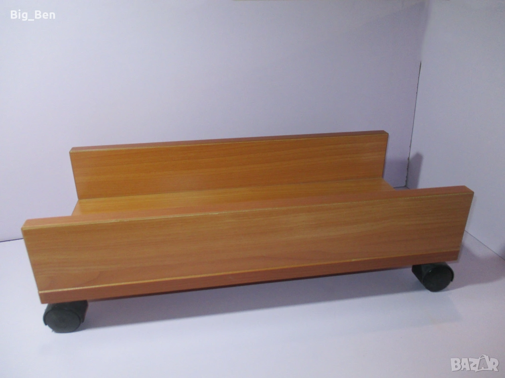 Подвижна стойка с колелца за настолен компютър, снимка 1