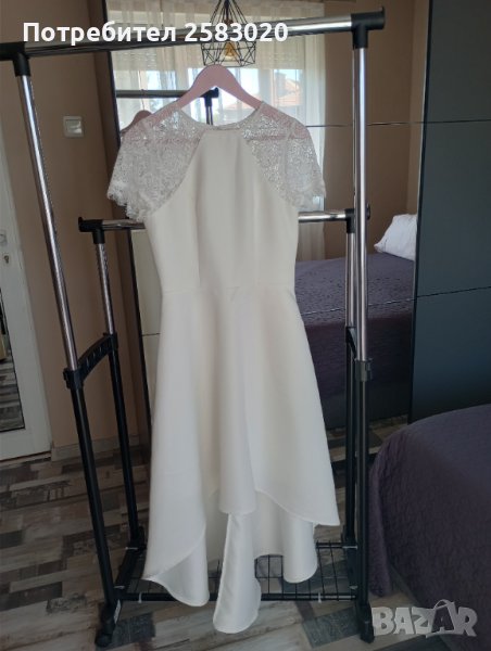 Бяла рокля, снимка 1