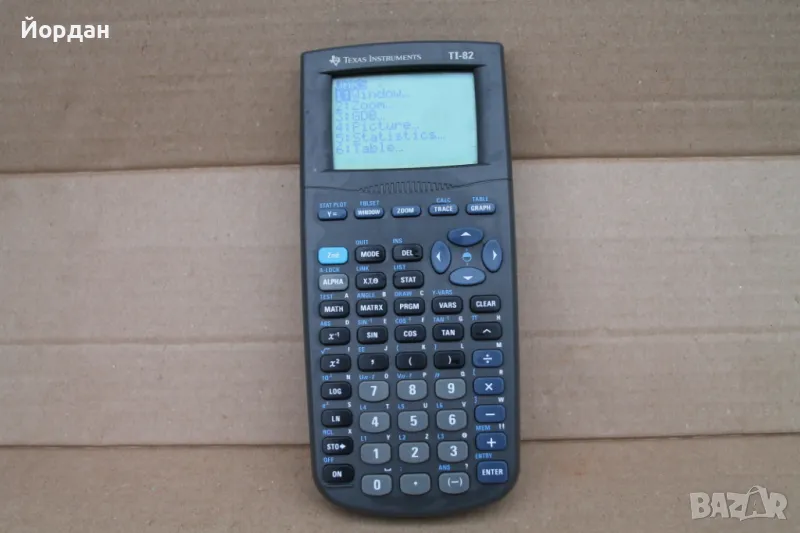 Калкулатор ''Texas Instruments TI 82'' , снимка 1