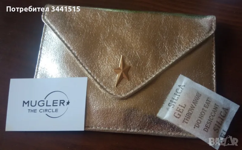 Чанта малка Thierry Mugler златиста металик с Карта MUGLER THE CIRCLE , снимка 1