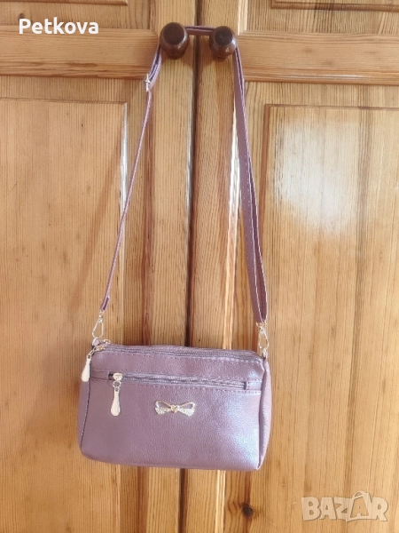 Дамска чантичка, през рамо, снимка 1