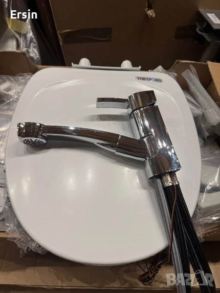 Смесител с издърпваща се душ слушалка REiCH (Свален от чисто нов Кемпер) Цена 260.00 лева, снимка 1