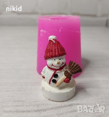 3D Снежен човек с метла силиконов молд форма гипс сапун свещ  , снимка 1