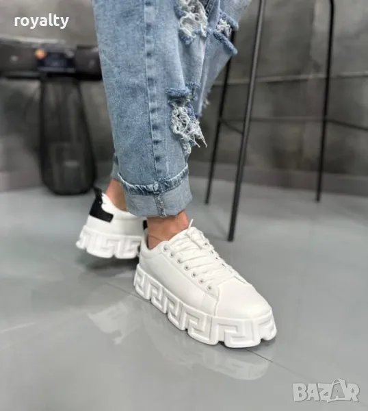 Бели мъжки маратонки , снимка 1