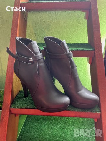 Дамски боти на ток от естествена кожа, Karmil Moda Espanola, EU 35, снимка 3 - Дамски боти - 38845854