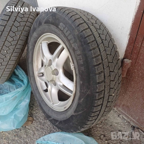 Продавам четири зимни гуми с алуминиеви оригинални за Honda Cr-v , снимка 4 - Гуми и джанти - 52825585