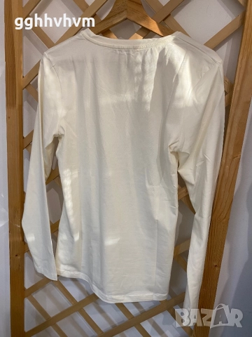 Блуза на Guess, снимка 4 - Блузи с дълъг ръкав и пуловери - 52914392