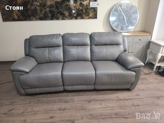 Сив кожен комплект дивани тройка и двойка с ел. релакс механизъм, снимка 11 - Дивани и мека мебел - 53730337