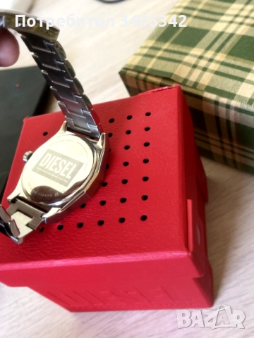 Оригинален часовник Diesel, снимка 4 - Мъжки - 52812924