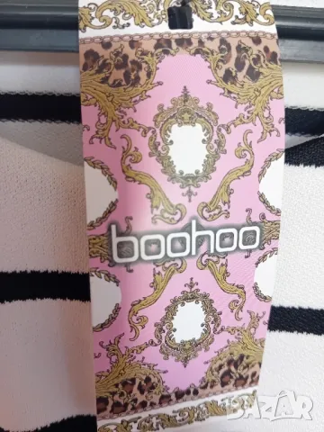 Бяла рокля Boohoo , снимка 6 - Рокли - 49940215