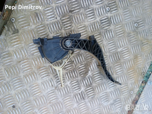 Потенциометър педал газ фолксваген голф 4 1.9 VW golf 1J1 721 503 H