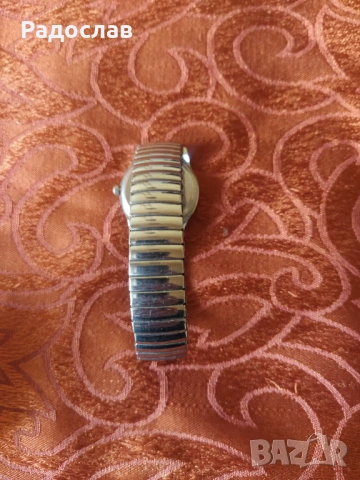 дамски часовник Q&Q , снимка 6 - Дамски - 53249361