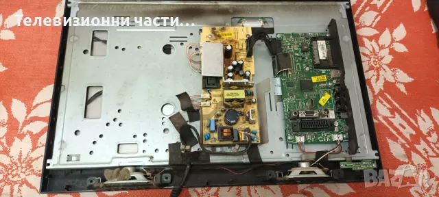 Crown TFT LCD 22822 с дефектно захранване и лампи LTA216AT01 17MB62-2.5 221111 17IPS17-4, снимка 2 - Части и Платки - 47673691