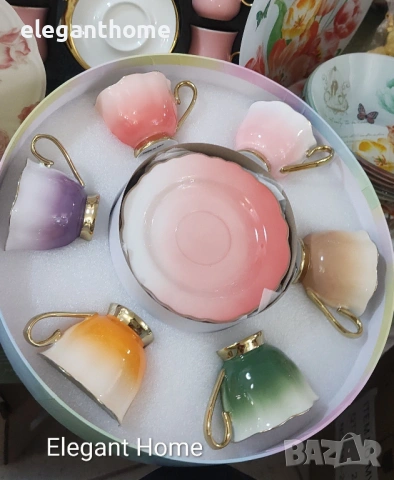 Луксозен порцеланов сервиз за кафе, снимка 2 - Сервизи - 53442072