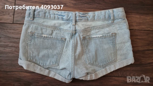Дамски дънкови къси панталони , снимка 2 - Къси панталони и бермуди - 50773093