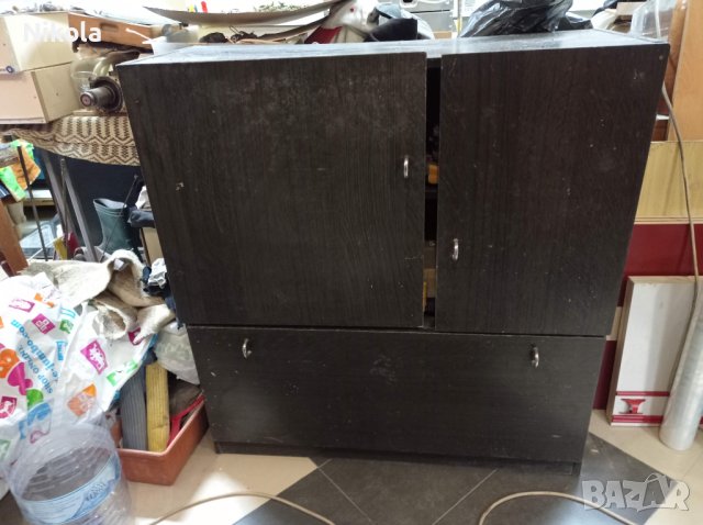 Шкафче с  вратички, ракла за дрехи или обувки 