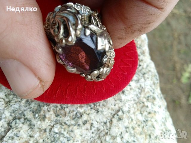 Красив стар пръстен с аметист , снимка 8 - Антикварни и старинни предмети - 41182926