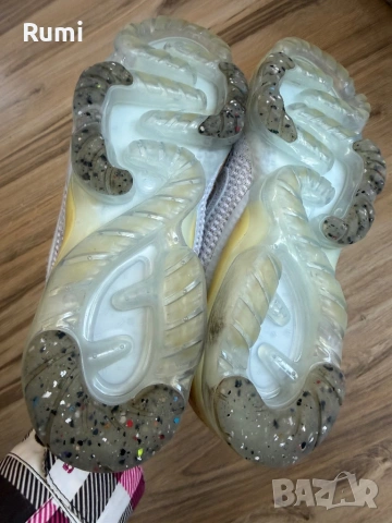 Оригинални маратонки Nike Air VaporMax Flyknit 2021 Pure Platinum ! 38,5 н, снимка 12 - Маратонки - 53660123