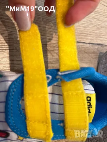 Кец Адидас Микимаус, снимка 5 - Детски маратонки - 47190973