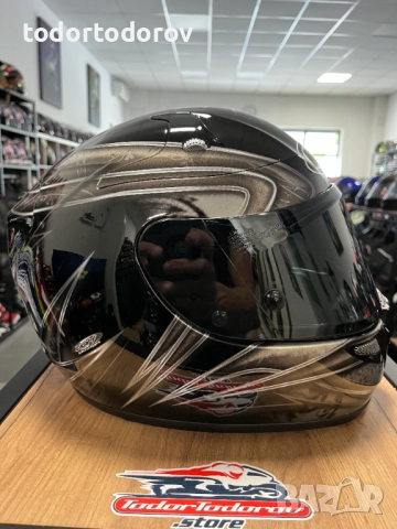 Мото Каска за мотор HJC RPHA-10 PLUS ,M 57-58см.,2 оригинални визьора, снимка 2 - Аксесоари и консумативи - 51883458
