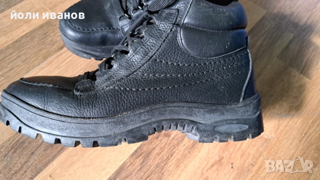 Кожени зимни обувки със система против пързаляне,42 номер, снимка 4 - Ежедневни обувки - 52276510