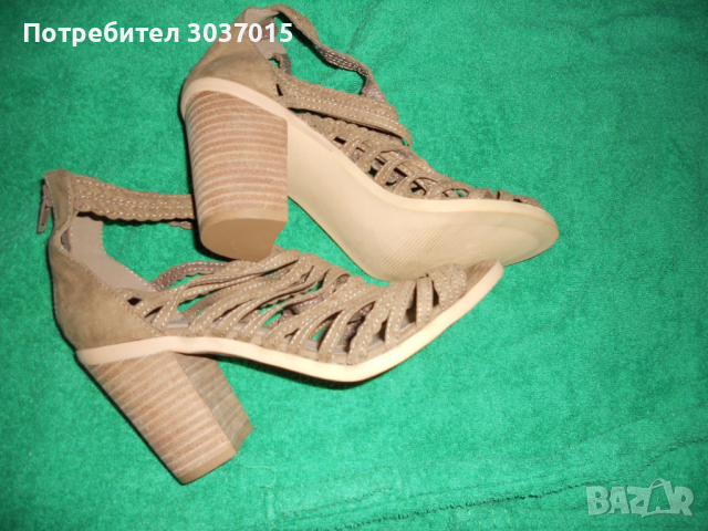 Супер Разпродажба!  Нови и Оригинални Дамски Детски Обувки на ток  номер 37 , снимка 3 - Дамски обувки на ток - 35733479
