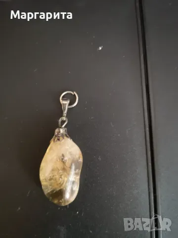 висулка от необработен кварц и сребро, снимка 2 - Колиета, медальони, синджири - 49968632