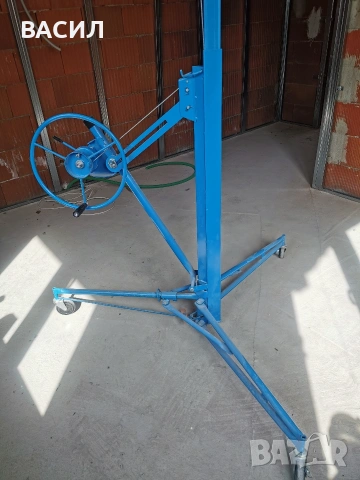 Подемник за гипсокартон под наем!! 