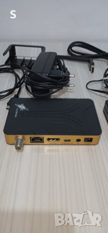 Сателитни приемници, снимка 10 - Приемници и антени - 39674379