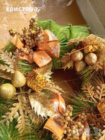 Коледен венец, снимка 2 - Декорация за дома - 52177981