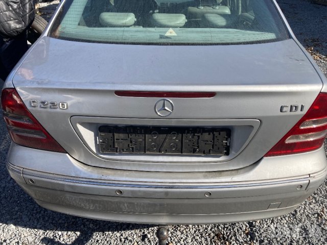 Заден капак за мерцедес ц класа седан w203 