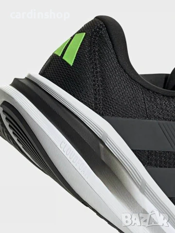 Adidas оригинални маратонки, снимка 4 - Маратонки - 53559335