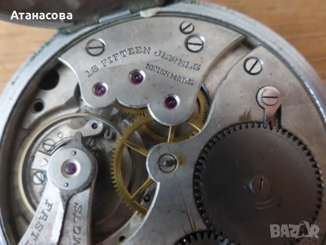 Швейцарски джобен часовник Мovado Сhronometre 1920 г, снимка 12 - Антикварни и старинни предмети - 48723205