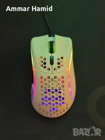 Геймърска мишка Glorious Model - minus мат бяла, снимка 3 - Клавиатури и мишки - 52579243
