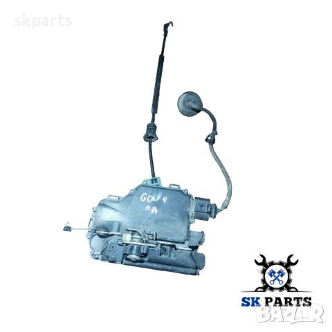 Брава предна дясна врата за VW Golf 4 / Голф 4