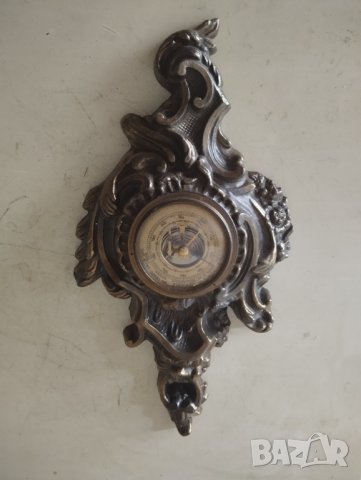 бароков барометър за стена