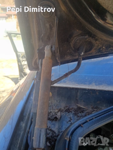 Амортисьори багажник volvo s60 2001 година