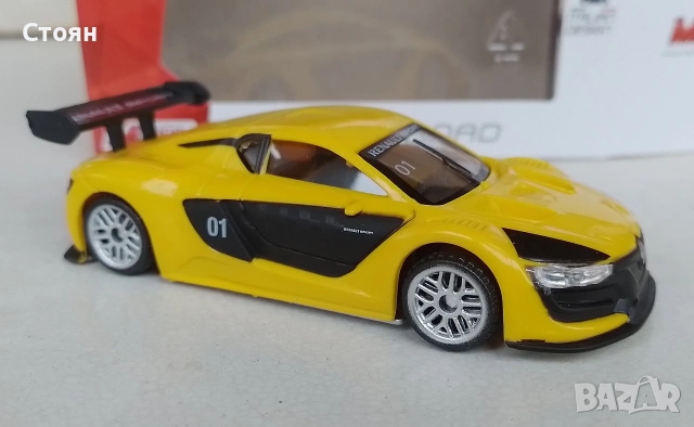 RENAULT - R.S.01 №01 2015, мащаб 1/43, снимка 3 - Коли, камиони, мотори, писти - 53205885