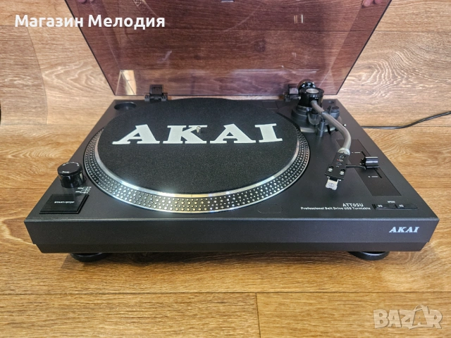 Грамофон AKAI ATT05U Black с USB – Професионален дизайн и дигитализиране на плочи. В отлично техниче