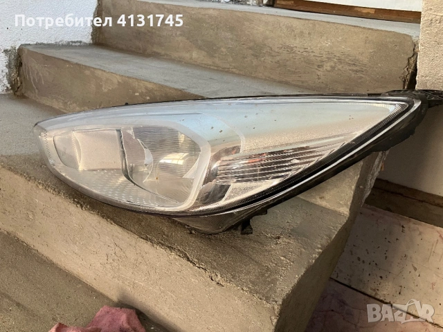 Фар Форд Фокус , снимка 2 - Части - 53373152